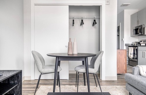 St. Elizabeth's Apartment | Lovely Brighton Studio w/W/D, Gym, near T & Shops, by Blueground