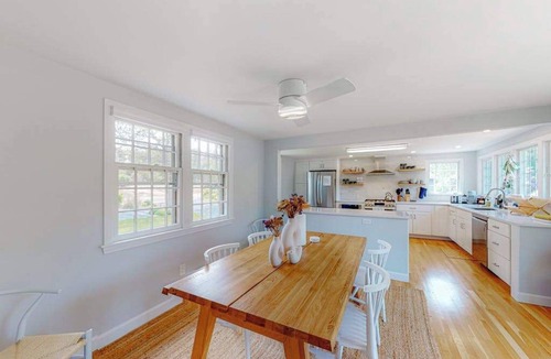 East Dennis House | Lovely dog-friendly home w/fireplace, central AC, full kitchen, & washer/dryer