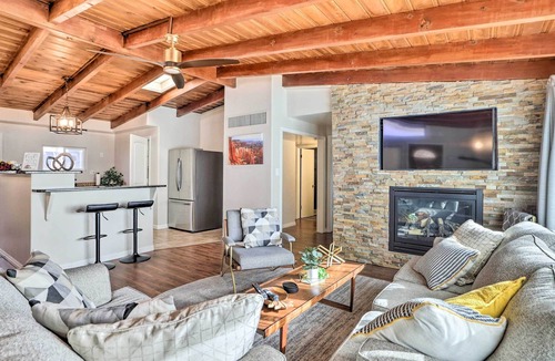 Toquerville House | Lovely Toquerville Home w/ Private Hot Tub!