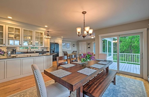 Owls Head House | Lovely Waterfront Owls Head Home w/Own Beach