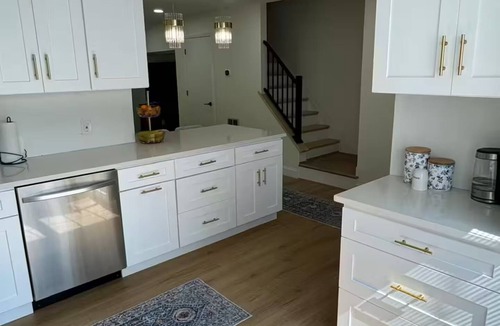 Merrimack House | Lux home near Rt 3/MHT/mountain/lake/ocean/Boston
