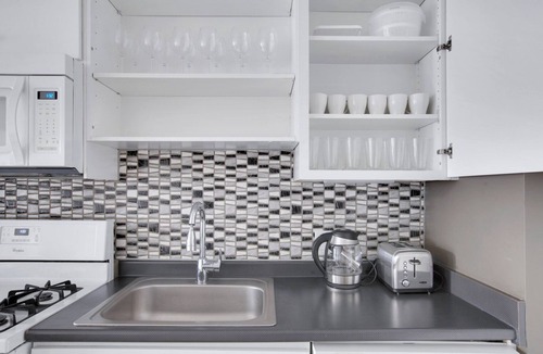 Assembly Square Apartment | Luxe 2B w/W/D, Gym, Rooftop. Steps from T stop by Blueground
