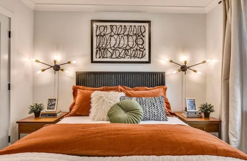 Jamaica Plain House | Luxe Boston Condo Near T