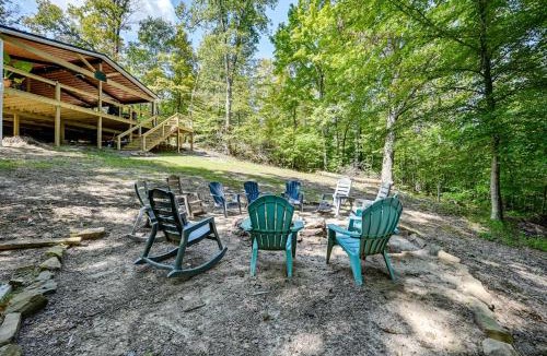 Cub Run House | Luxe Kentucky Cabin Rental ~ 36 Mi to Mammoth Cave