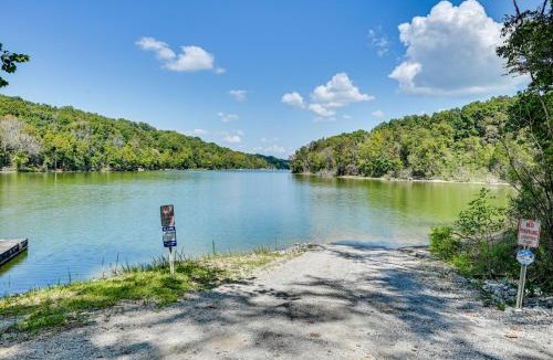 Cub Run House | Luxe Kentucky Cabin Rental ~ 36 Mi to Mammoth Cave