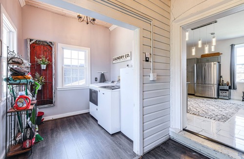 Buchanan House | Luxe Virginia Historical Estate w/Charcoal Grill!