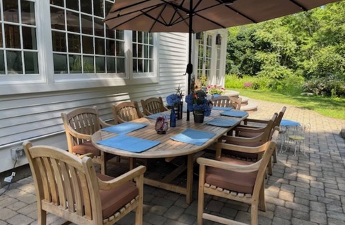 Stonington House | Luxurious 5-bedroom house in Mystic - 7 min to downtown - 20 min to RI beaches