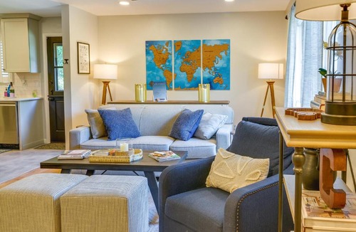 Morgantown House | Luxurious Morgantown Retreat w/Stunning Views!