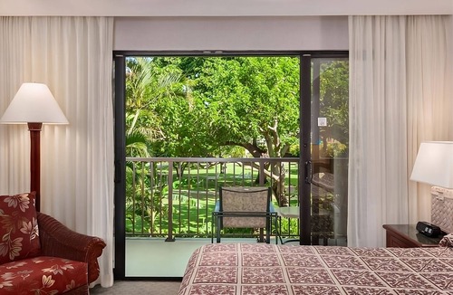 Kaanapali Hotel | Luxurious Resort in The Heart of Maui! 3 Units, Steps to Honokowai Beach Park