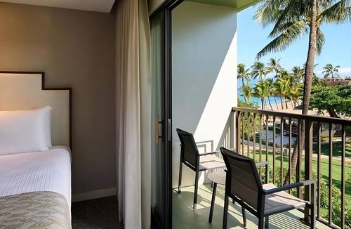 Kaanapali Hotel | Luxurious Resort in The Heart of Maui! 3 Units, Steps to Honokowai Beach Park