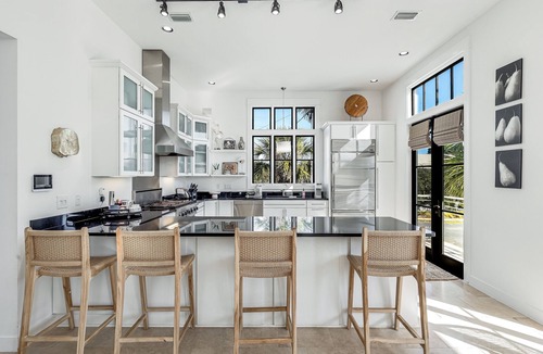 San Juan House | Luxurious Sea Grove Home with beach view and private beach Access.