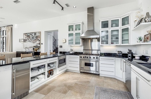 San Juan House | Luxurious Sea Grove Home with beach view and private beach Access.