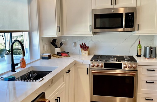 Momauguin Condo | Luxurious Townhome with Water views!