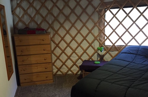 Haines House | Luxurious Yurt with 3 bedrooms with stunning views and whirlpool