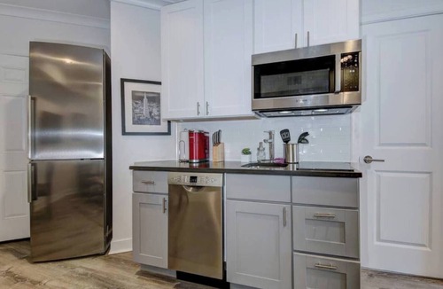 Dupont Circle Bed & Breakfast | Luxury 1BR Suite 6 Dupont/Kalorama