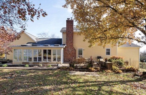 Leesburg Apartment | Luxury 2 bedroom Basement apartment on The Farmhouse