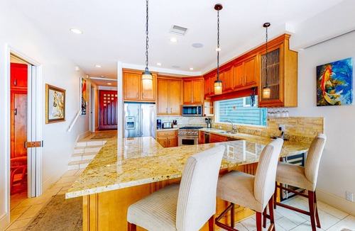 South Oceanside House | Luxury Beachfront Getaway: Stylish Home with Balcony, Firepit & Ocean Views