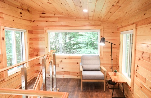 Cavendish Cabin | Luxury Cabin #3 Hot Tub, Kayaks, Paddle Boards, Private Fire Pit