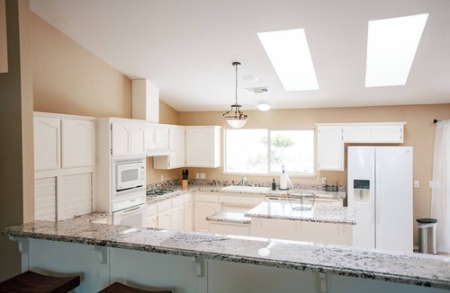 San Luis Obispo House | Luxury Estate in Foothills of SanLuisObispo with Farm Animals + Hike, Sleeps 12