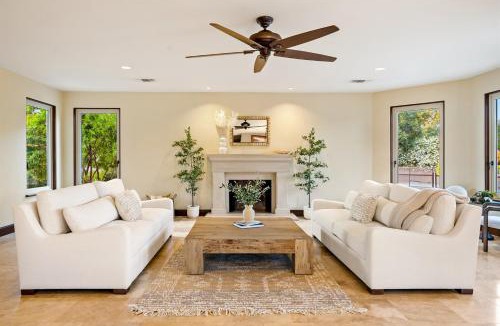 Templeton Villa | Luxury Estate Pool, Spa, Casita Sleeps 12