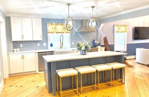 Hancock Other | Luxury Farm Stay - Bonds Corner Bungalow - Wolf Pine Hollow