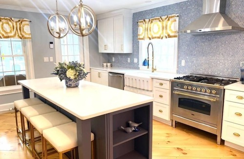 Hancock Other | Luxury Farm Stay - Bonds Corner Bungalow - Wolf Pine Hollow