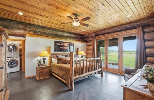 Greenwood House | Luxury Lodge l Guest House l Sleeps 14 l World Cup