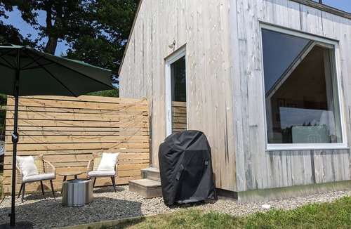 Camden Cottage | Luxury mountainside guest house overlooking the Camden Hills