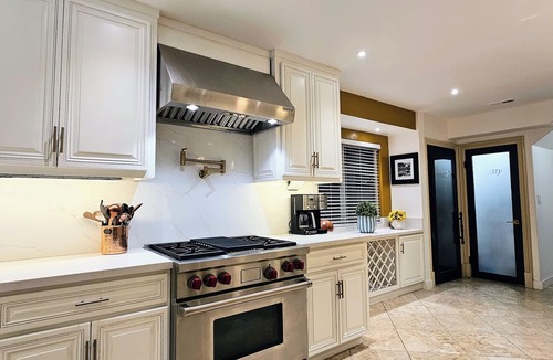 Downey House | Luxury Oasis Between Downtown LA & Orange County