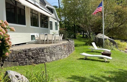 Center Tuftonboro House | Luxury Winnipesaukee Lakefront 6-bedroom with beach & AC in charming Tuftonboro