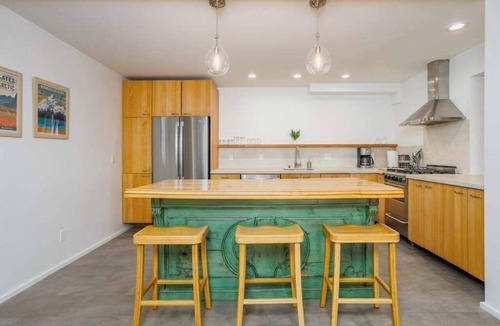 Downtown Anchorage House | M Street 3BR Combo | Connected Triplex Units | Dual Private Hot Tubs