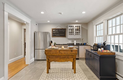 West Dover Hotel | Main Lodge - King - 2nd floor - Room 201n