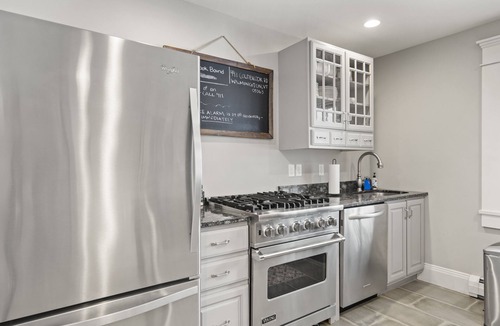 West Dover Hotel | Main Lodge - Suite 204