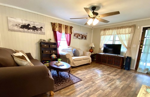 Chapmanville House | Main Street Location, Great Parking, 1 mile from Hatfield McCoy Trail Connect