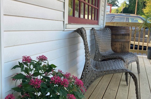 Fiskdale Apartment | Main Street Suite in Sturbridge