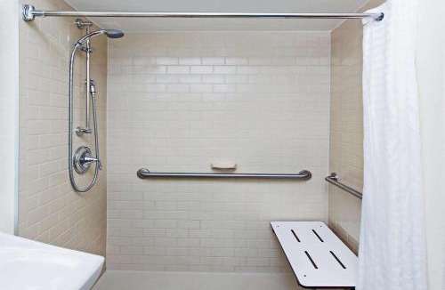Overland Park Hotel | MainStay Suites- Kansas City Overland Park
