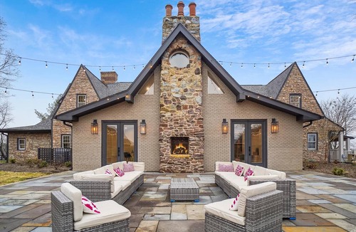Dickerson House | Majestic Equestrian Estate