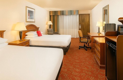St. George Hotel | Make Your Trip More Enjoyable at Red Lion Hotel! Business Center, Restaurant!
