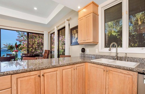 Wailea Condo | Makena Surf A204 | 3-Sided Ocean & Mountain Views, Beach Access & Turtle Reef
