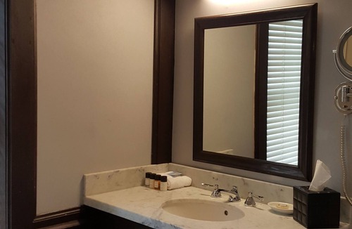 Shadyside Hotel | Mansions on Fifth Hotel