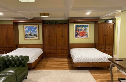Cumberland Center Bed & Breakfast | Maplewood 4B (Green Room)