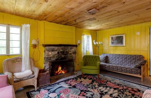 Lyme House | Maplewood Rustic 2BR Cabin, Water Access, Fireplace near Hanover, New Hampshire