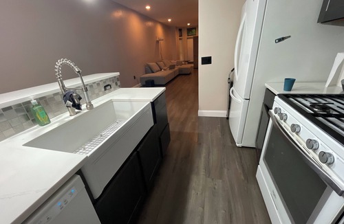 Downtown Baltimore Condo | Marble Hill Modern