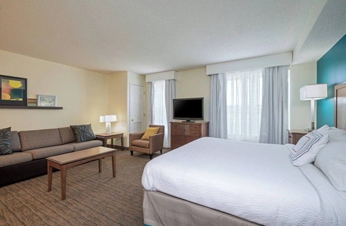 Salisbury Hotel | Marriott Salisbury | Studio King | Near Airport, Perdue HQ | 2 Units