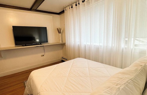 Orient Heights Apartment | Marvelous 1-bedroom studio East Boston