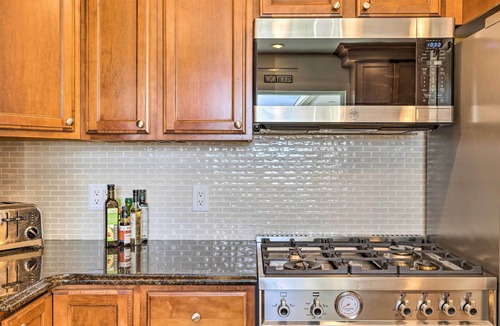 Mattituck House | Mattituck Home w/Fireplaces - Near Wineries