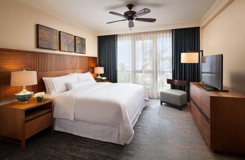 Kaanapali Hotel | Maui Oceanfront Thanksgiving 3-bedroom Villa