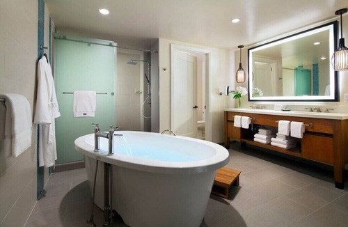 Kaanapali Hotel | Maui Oceanfront Thanksgiving 3-bedroom Villa