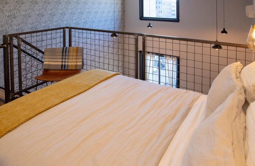 Center City Apartment | Mayor's Study Loft at Kestrel Hotel