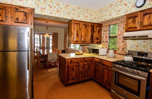 Melvin Village House | Melvin Bay escape - Lake Winnipesaukee amazing sunsets!